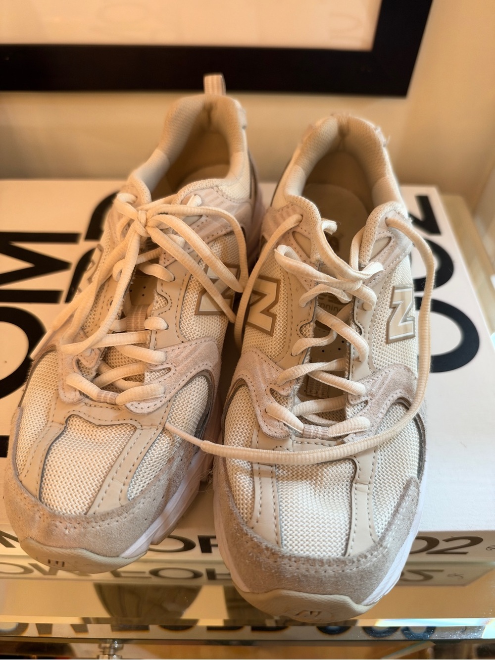 New Balance womens Cream/Tan Casual Sneakers